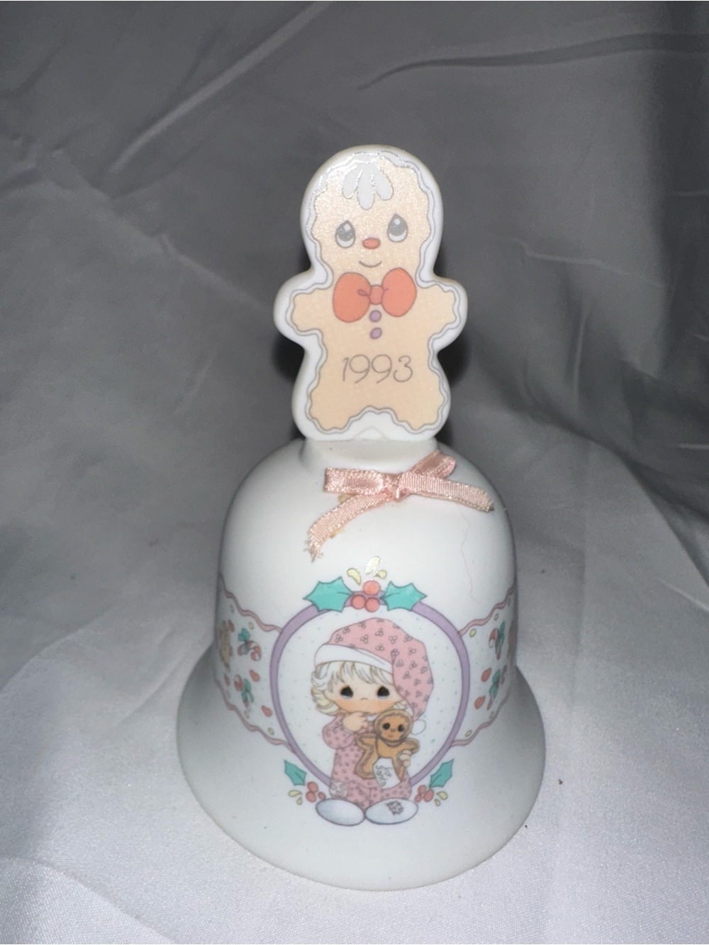 Precious Moments 1993 wishing you sweetest Christmas bell Enesco